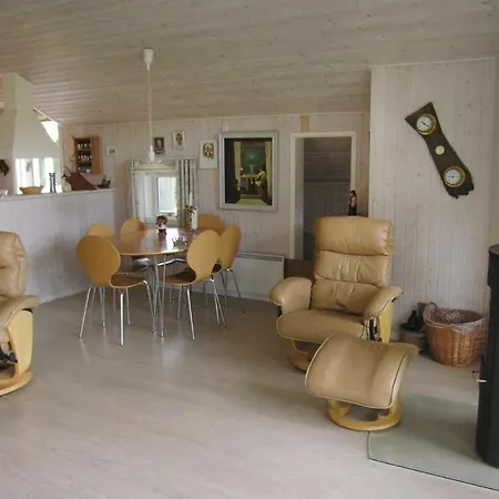 Casa de Férias 3 Bedroom Cozy Home In Humble
